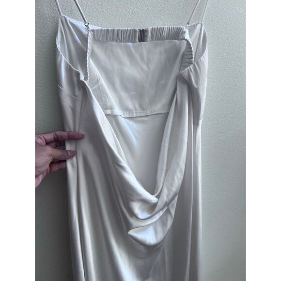 Abercrombie & Fitch Cream Maxi Dress - Picture 7 of 12